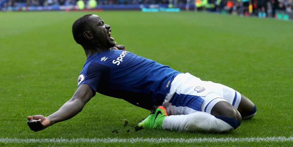  Oumar Niasse bagged a late brace to save more Ronald Koeman blushes