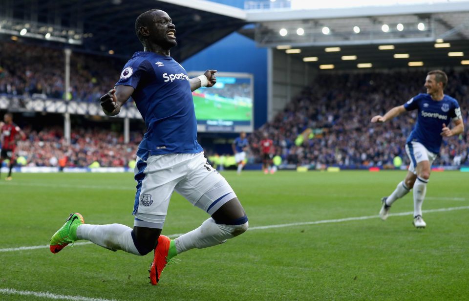  Ronald Koeman wants to shift Oumar Niasse out and by Josh King