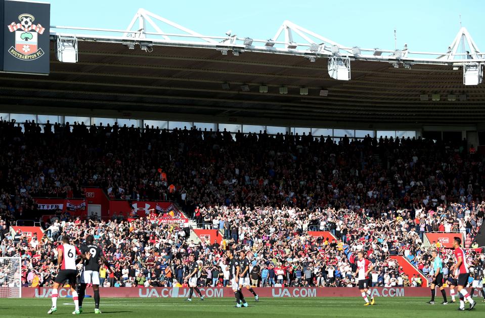  Manchester United fans could face punishment from Manchester United for singing the song