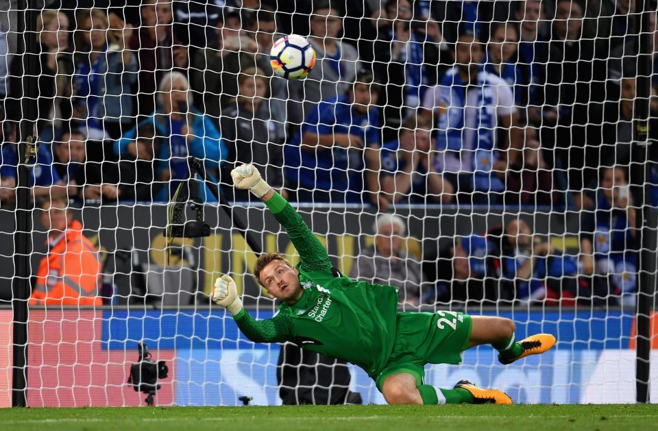  Simon Mignolet pulled off a massive save to deny Jamie Vardy from the spot