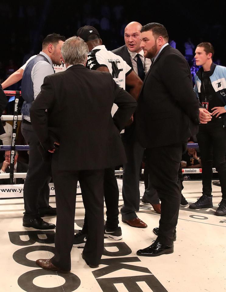  Tyson Fury launched into a rage at Robert Smith after his cousin Hughie was beaten by Joseph Parker