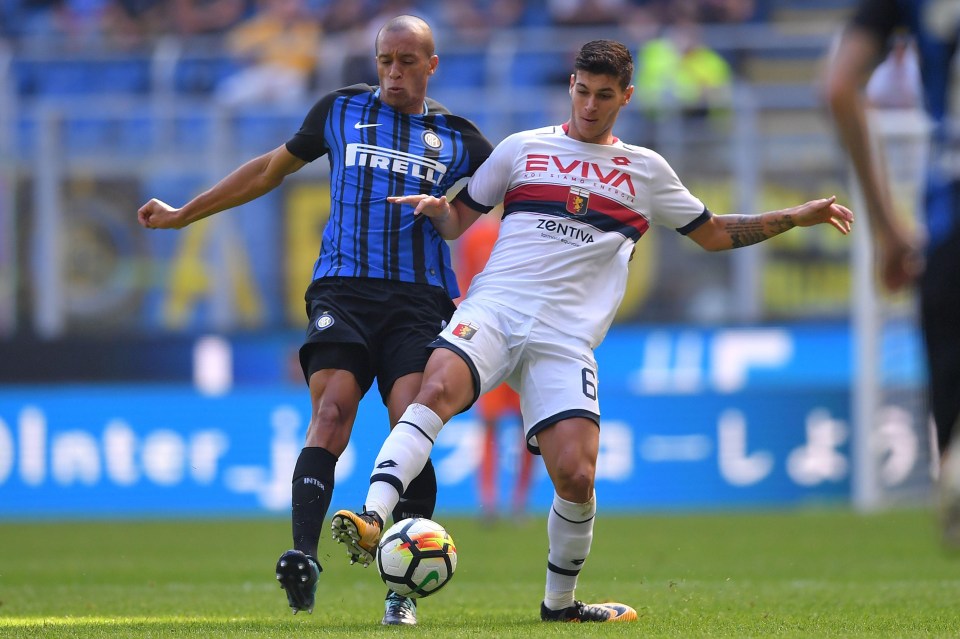 Pietro Pellegri in action for Genoa during narrow defeat to Inter Milan