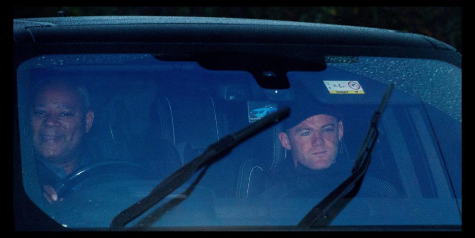  Wayne Rooney arrives at Everton's Finch Farm training ground sporting an eye wound