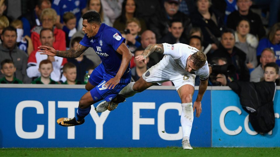  Liam Cooper booked and sent off for his high challenge on Nathaniel Mendez-Laing