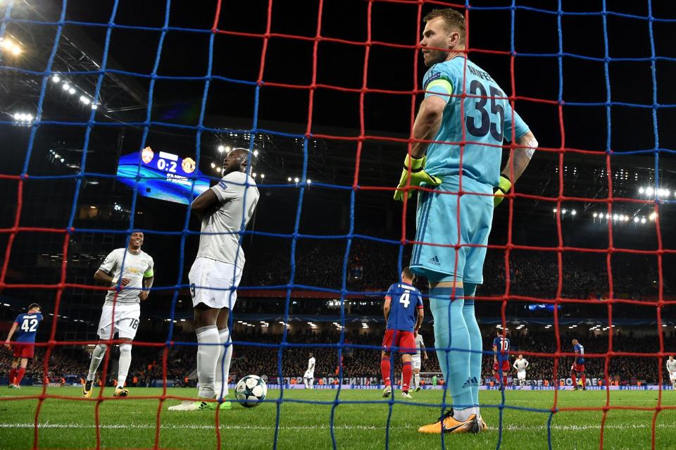  Romelu Lukaku scored twice to leave CSKA Moscow floundering