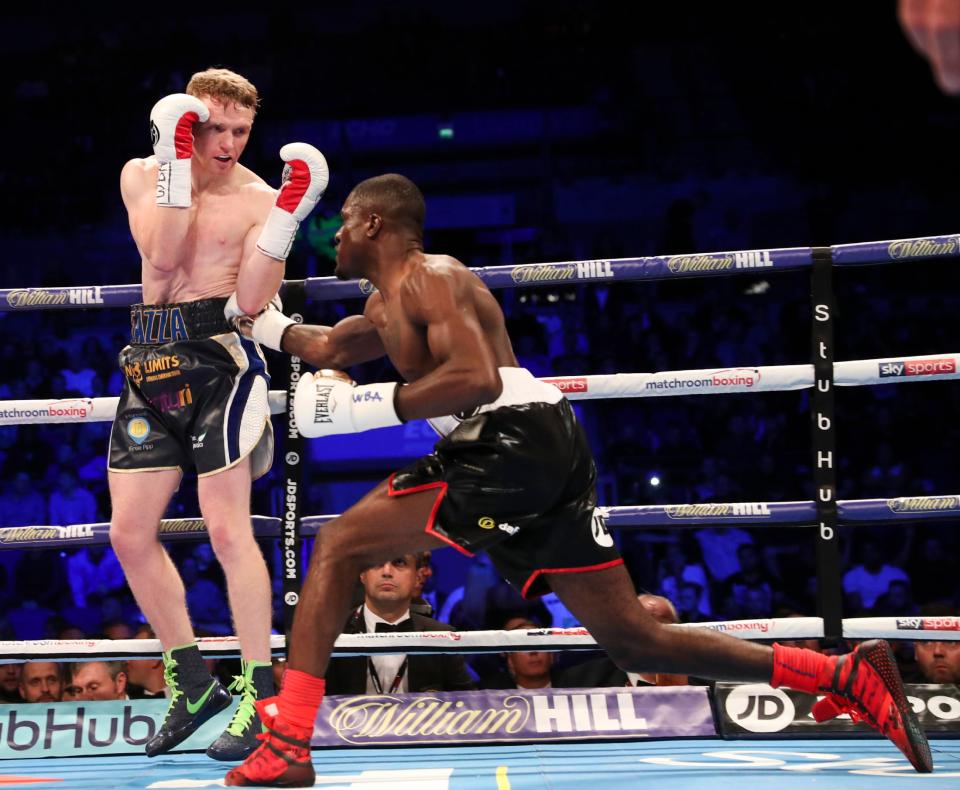  Tom Farrell struggled all night to get out of the way of Ohara Davies's power shots