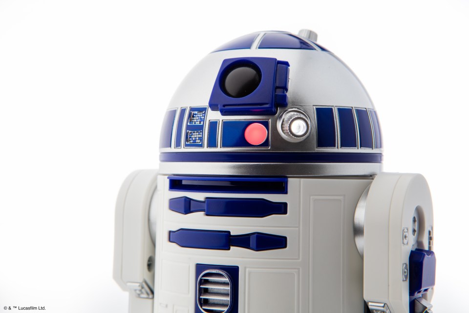 The app offers sophisticated controls, even allowing you to rotate R2-D2’s head and make him emit his characteristic bleeps and bloops