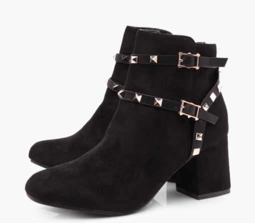  These Boohoo shoes have the same studded detailing as Valentino's signature shoes