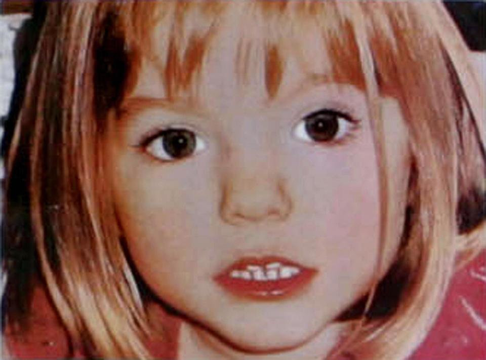  Madeleine McCann went missing at the Ocean club apartment hotel in Praia de Luz , Portugal