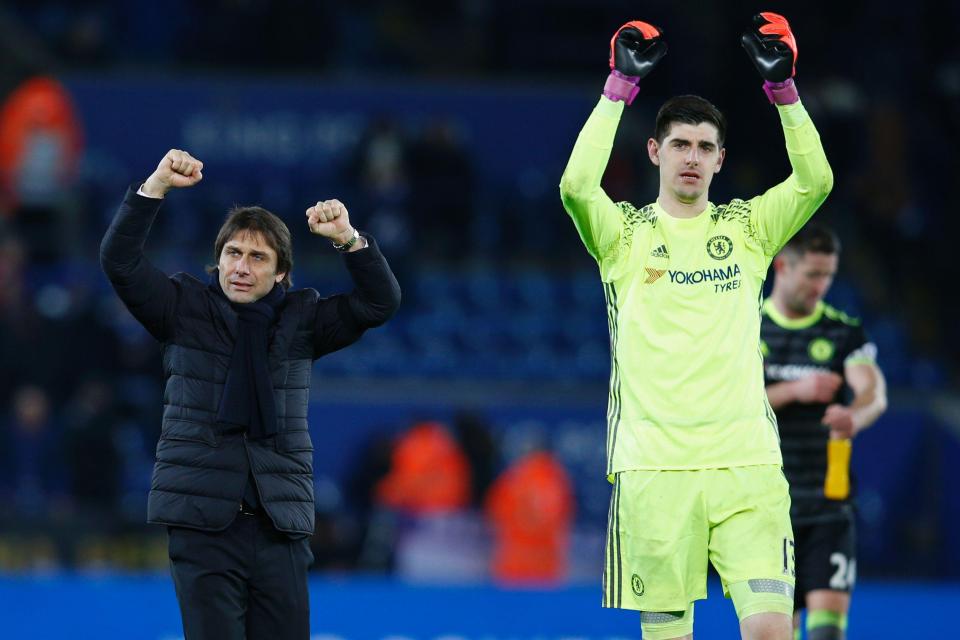  Courtois says everyone at Chelsea is ready to fight for the Italian