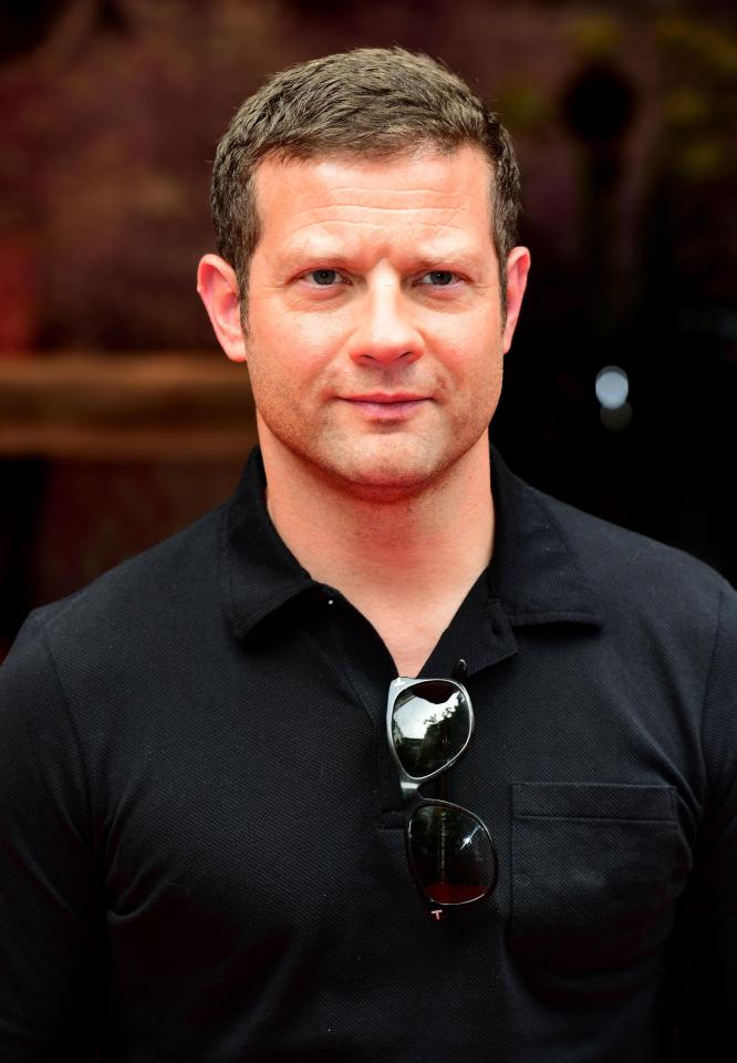  X Factor host Dermot O'Leary confirmed a Wildcard twist take place in tonight's episode