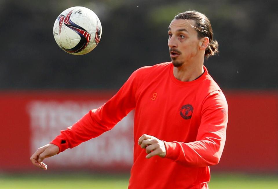  Zlatan Ibrahimovic's return has been revealed by a Man United legend