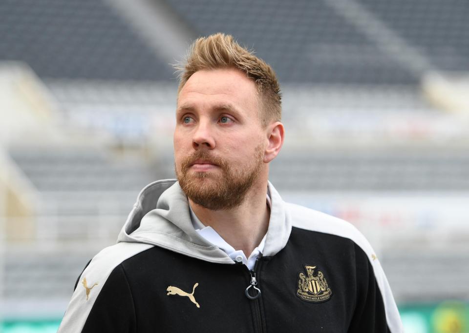  Rob Elliot has opened up on his issues when he was at Charlton