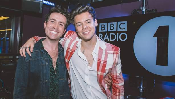  Nick Grimshaw and Harry Styles already have the perfect chemistry to host the 2018 bash