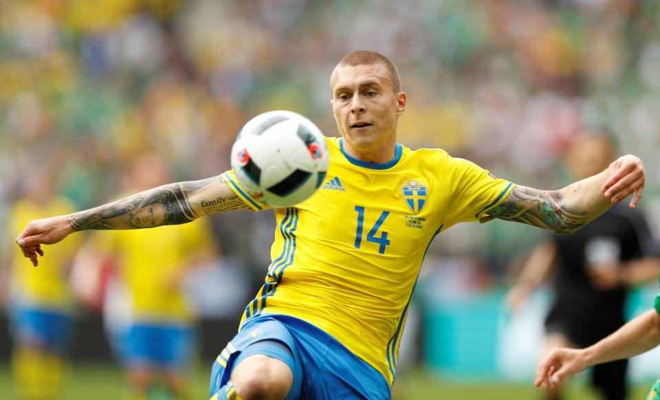 Lindelof is now hoping to help Sweden qualify for the World Cup