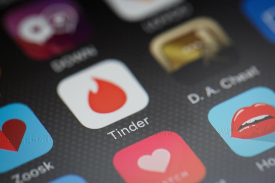  More than half of the 1,500 single adult surveyed said they now shun traditional dating for Tinder and co