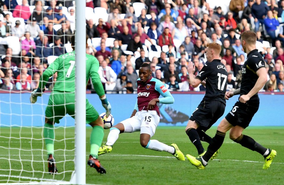  Diafro Sakho scores late winner for West Ham