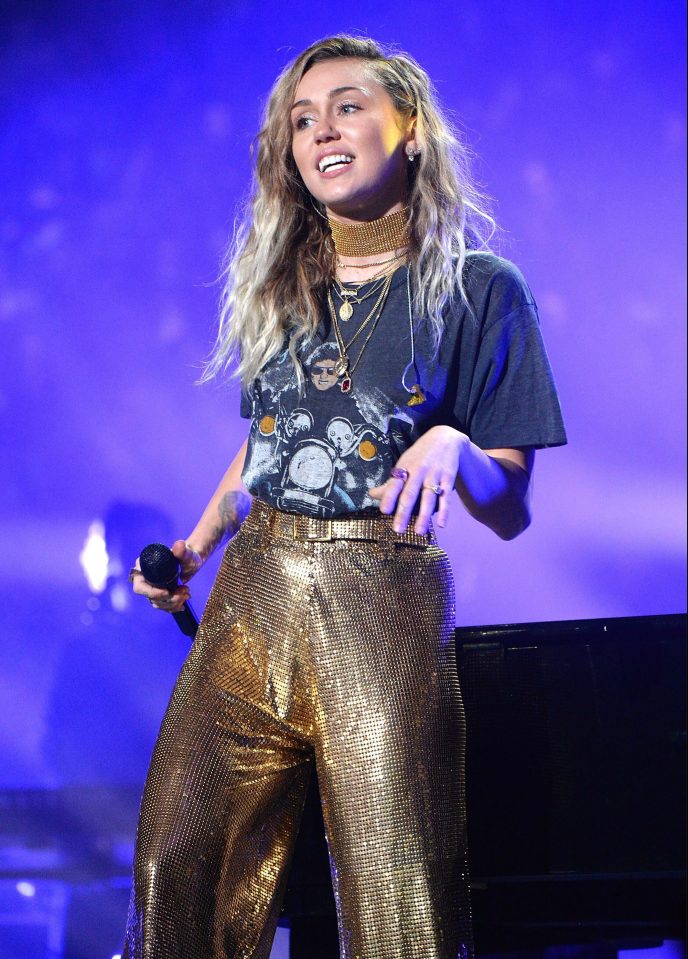  Miley Cyrus insists she remembers her Hannah Montana days in a good way