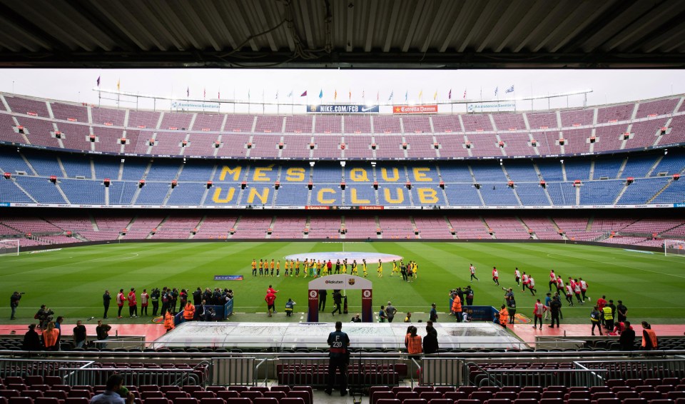 Barcelona and Las Palmas are playing in front of an empty Nou Camp