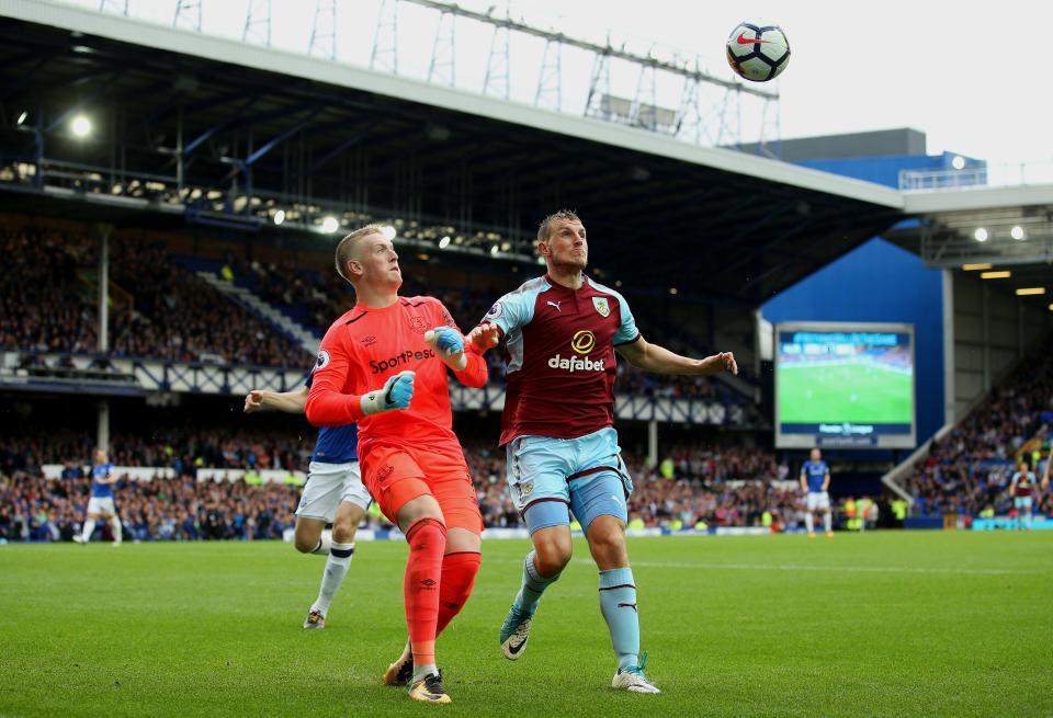  Jordan Pickford will hope his move to Everton will help his England case