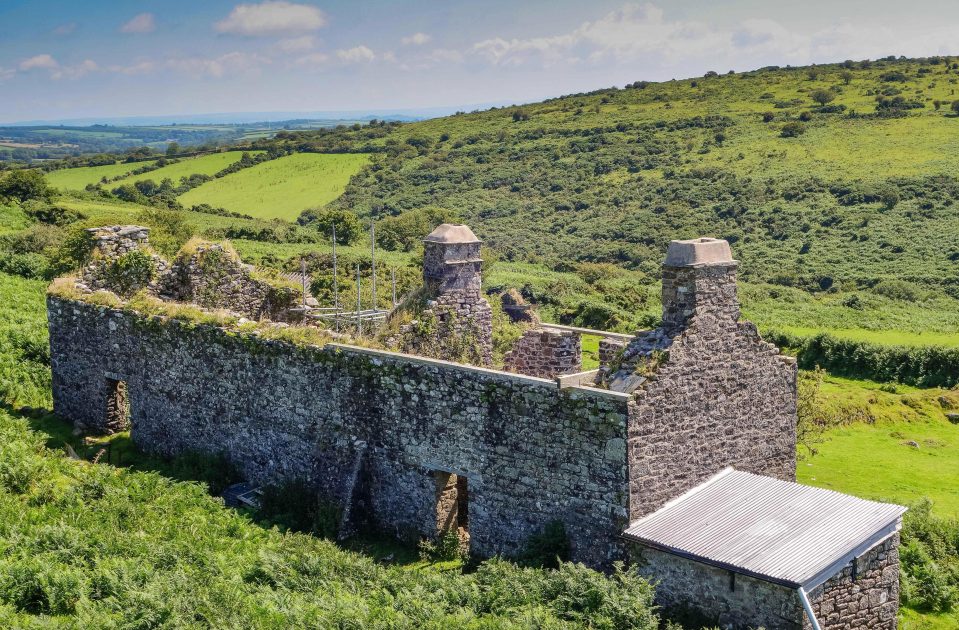  The three 17th century workers’ homes have no roofs, doors or windows