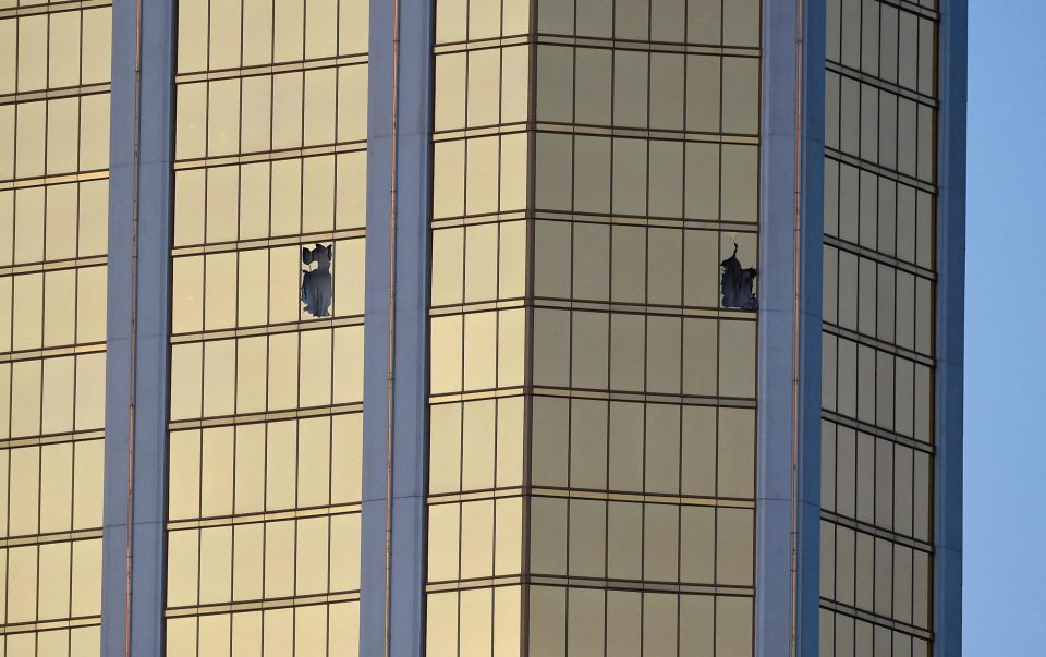  The gunman was set up in the Mandalay Bay hotel