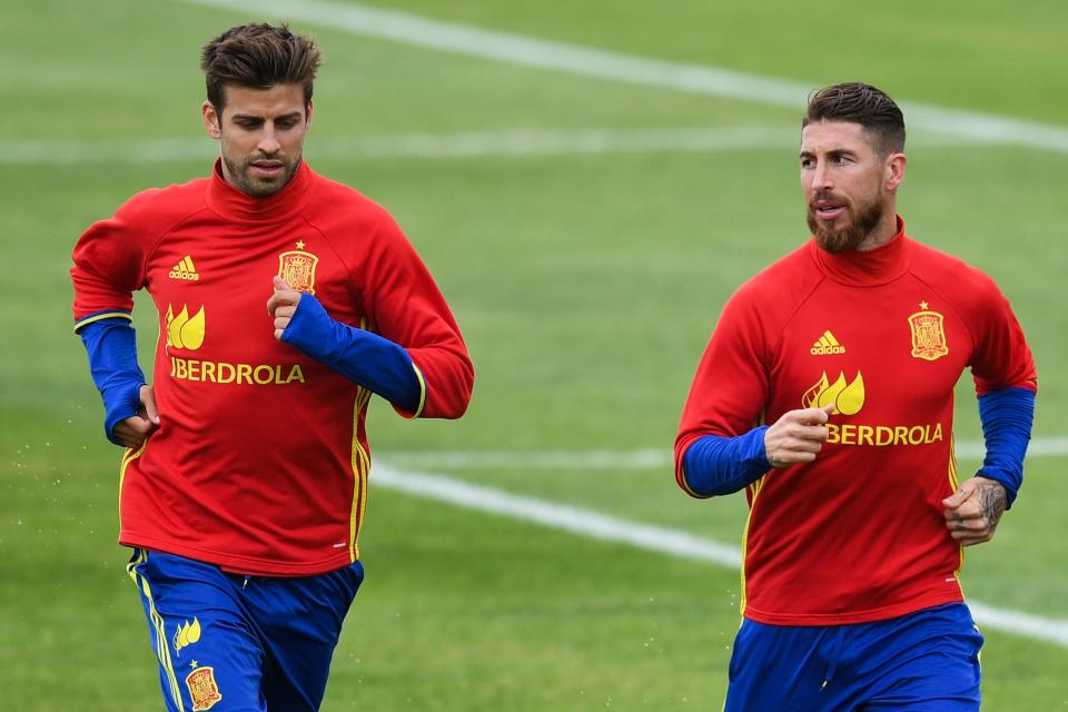  Gerard Pique and Sergio Ramos have put political differences aside to link up with Spain