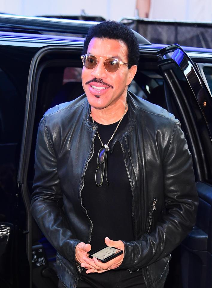  Lionel Richie has turned to Kris Jenner for help after his 19-year-old daughter Sofia went public with her relationship with Scott Disick