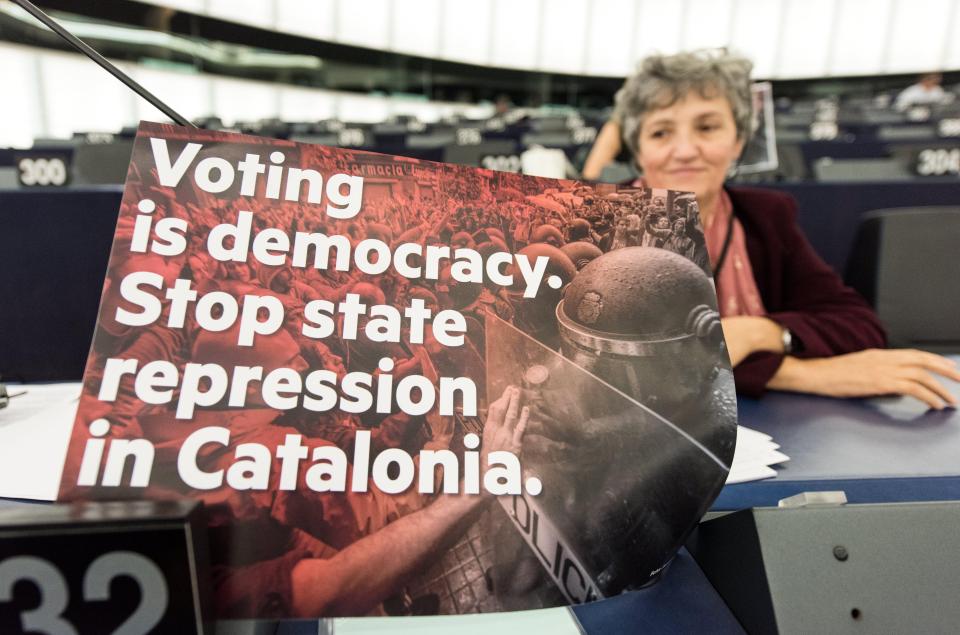  Posters in support of the Catalonia referendum