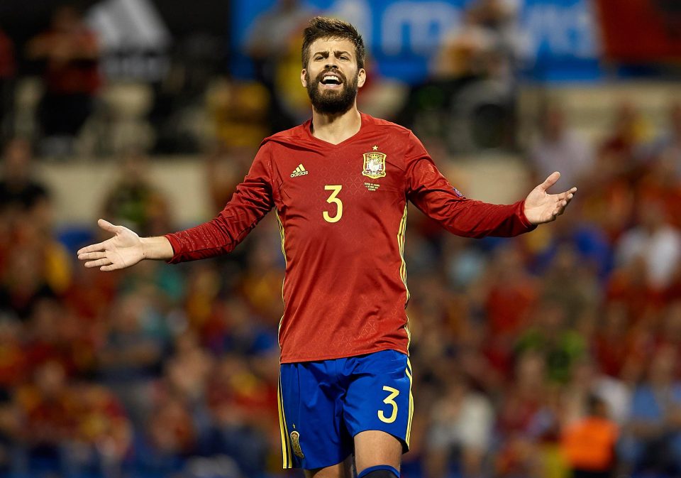  Gerard Pique was booed by fans on a tough night for the defender