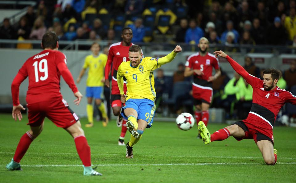  Sweden's emphatic victory leaves Hollands chances of qualifying for the World Cup all but over