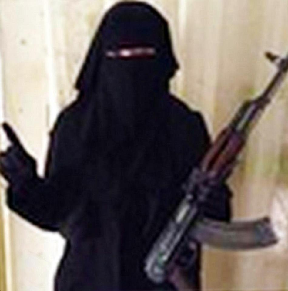  Jones converted to Islam after being radicalised on the internet and took the younger of her children to Syria