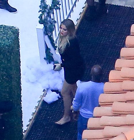  Khloe, who is also reportedly pregnant, went bare foot as she hit the ice