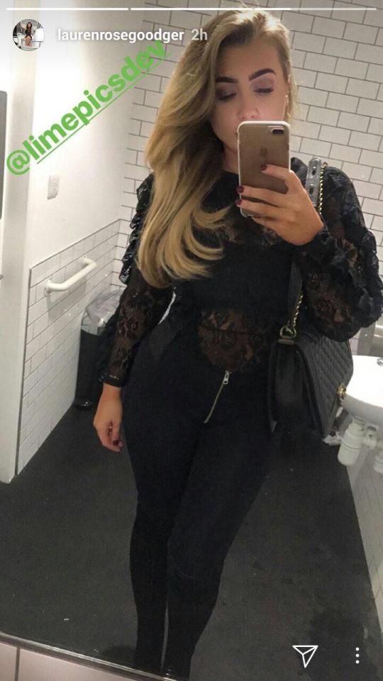  Lauren took a selfie in the bathroom of the production company that makes Celebs Go Dating