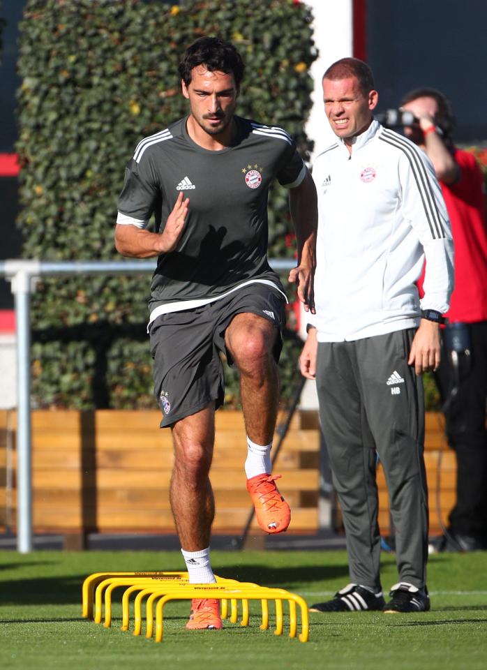  Hummels is put through his faces ahead of facing Celtic