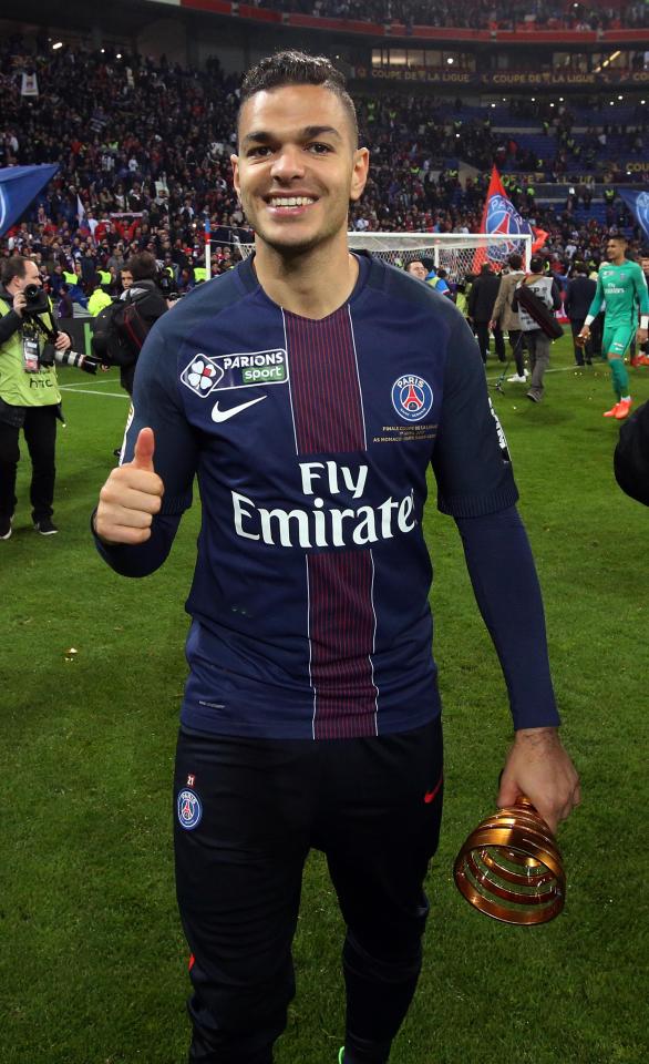  Ben Arfa celebrates victory against AS Monaco in Ligue 1