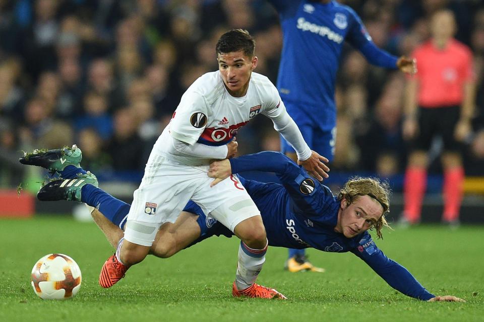  Fekir tangles with Tom Davies during the clash at Goodison Park