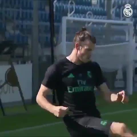  Gareth Bale uploaded a video of himself training as he steps up his recovery from injury