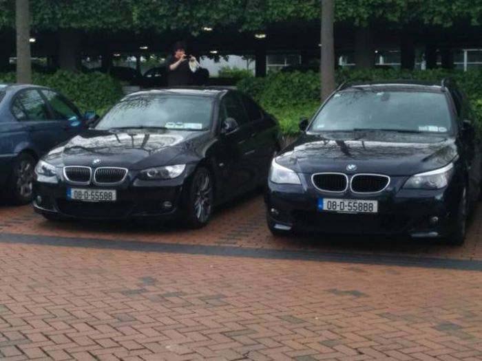  Right down to the near-identical number plates, these matching motors would leave anyone confused