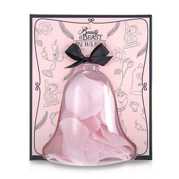  Feel like a princess with these cute rose bath petals that cost £3