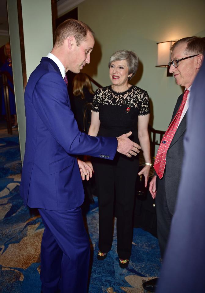  The Prime Minister greeted the Duke of Cambridge with a curtsy and a handshake