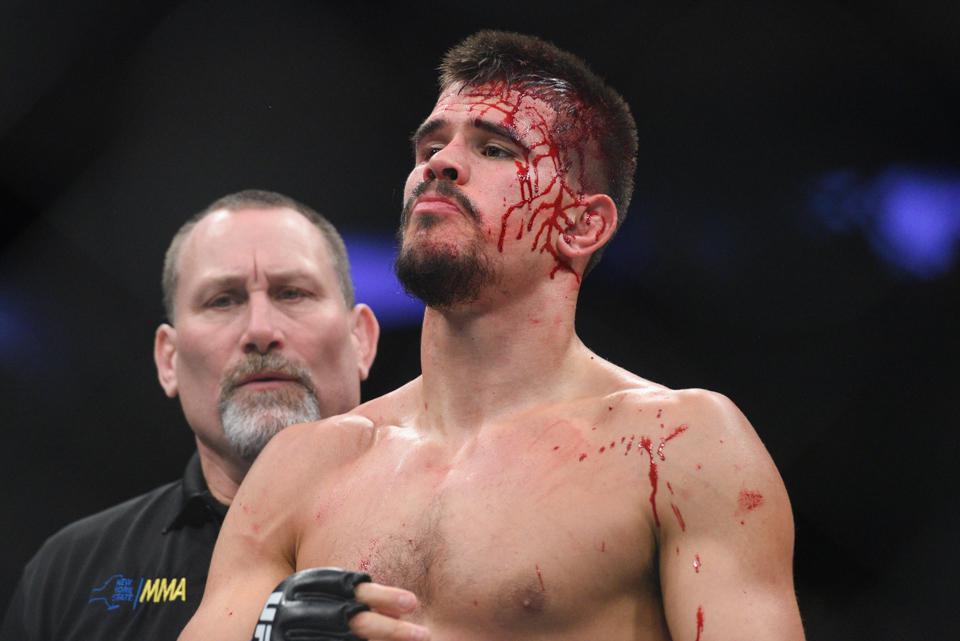  Mickey Gall lost 29-28, 29-28, 29-27 on points