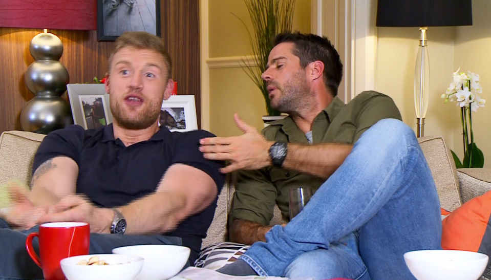  Jamie Redknapp didn't wear his wedding ring on tonight's celebrity edition of Gogglebox