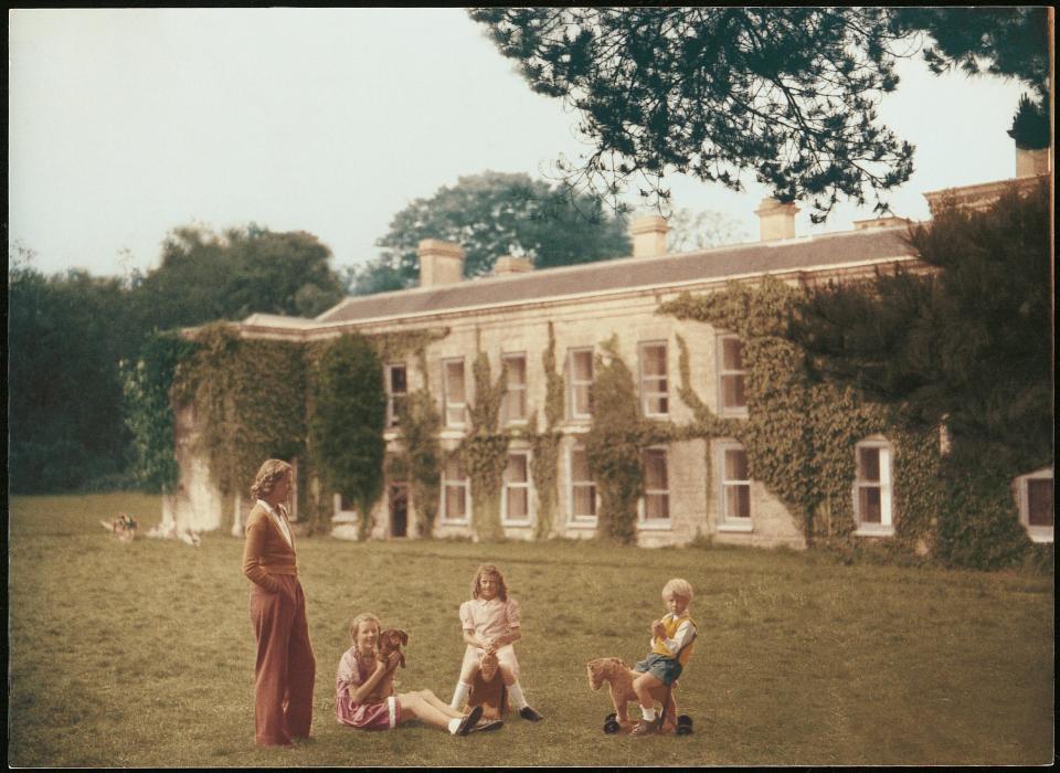  Daphne with her three children at Menabilly, the house that inspired Rebecca