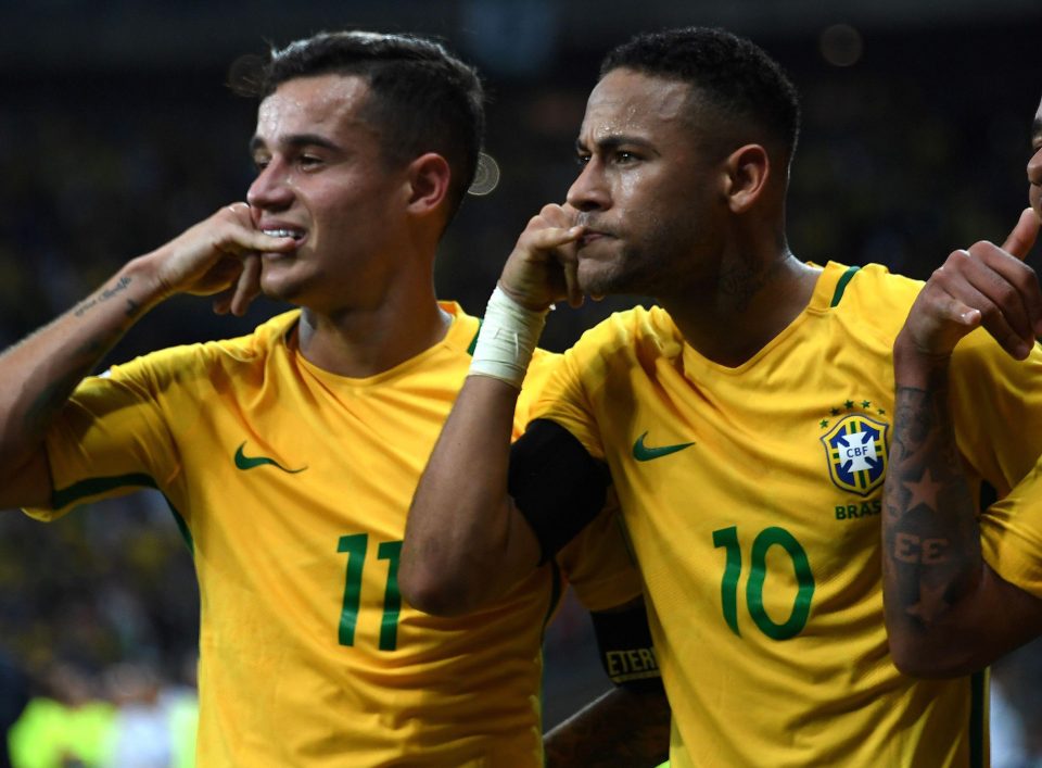  Neymar is reportedly trying to convince Philippe Coutinho to join him at PSG