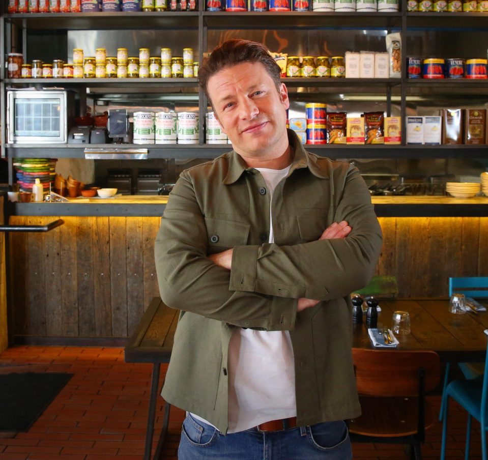  Jamie Oliver is in his cosy Christmas cabin