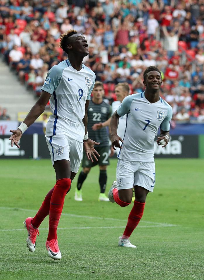  Tammy Abraham is reportedly set to pick England over Nigeria