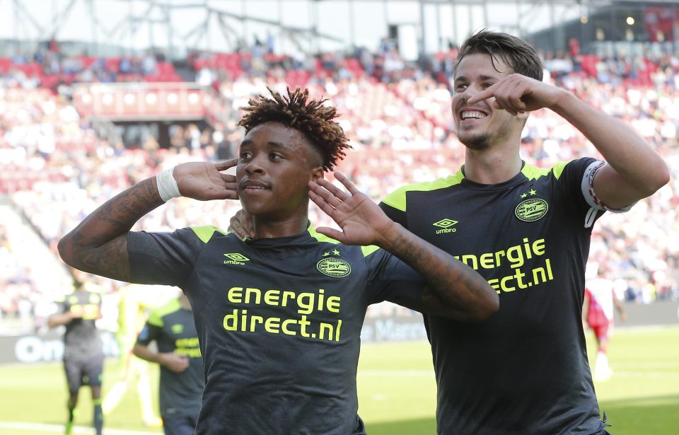  Marco van Ginkel celebrates goal with PSV team mates