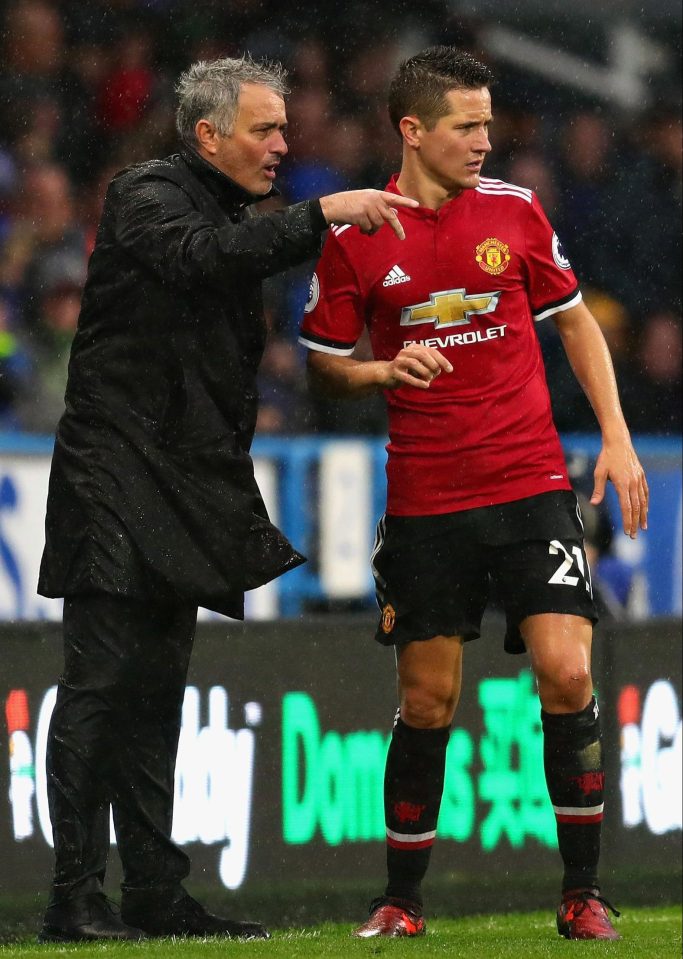  Jose Mourinho is keen to keep Ander Herrera at Old Trafford