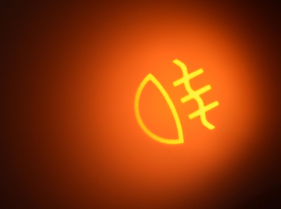 This is what the fog light symbol looks light